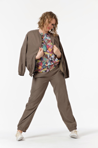 Брюки свободные женские с резинкой внизу и боковыми карманами La Diano