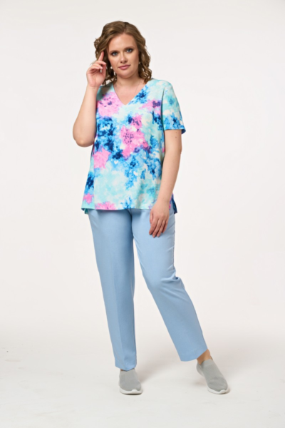 Брюки зауженные льняные со стрелками для женщин голубые La Diano