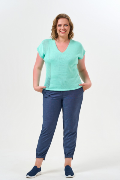 Джемпер женский вязаный с V-вырезом мятный трикотажный La Diano
