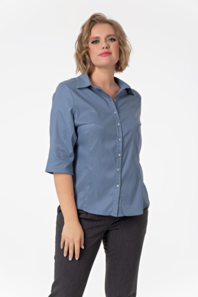 Блузка голубая с рукавом три четверти из хлопка классическая La Diano