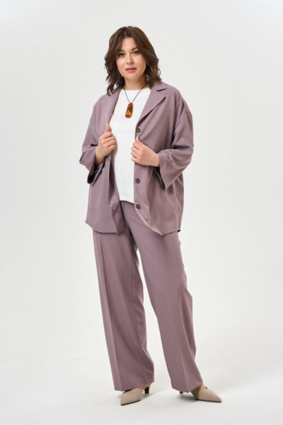 Льняной жакет сиреневый прямого силуэта в деловом стиле La Diano