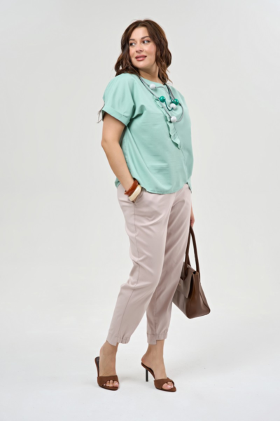 Блузка мятная большой размер с воланом и рукавами отворотами