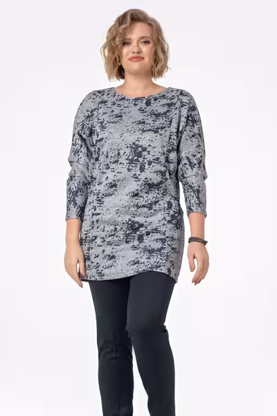 Туника трапеция с длинными рукавами и двухслойным низом