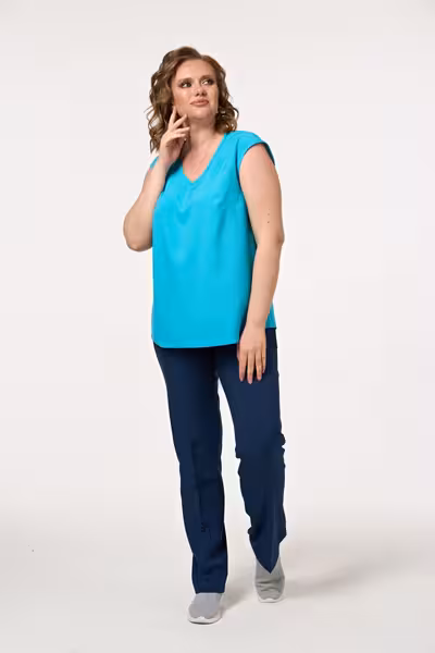 Прямые брюки из льна с высокой посадкой и стрелками