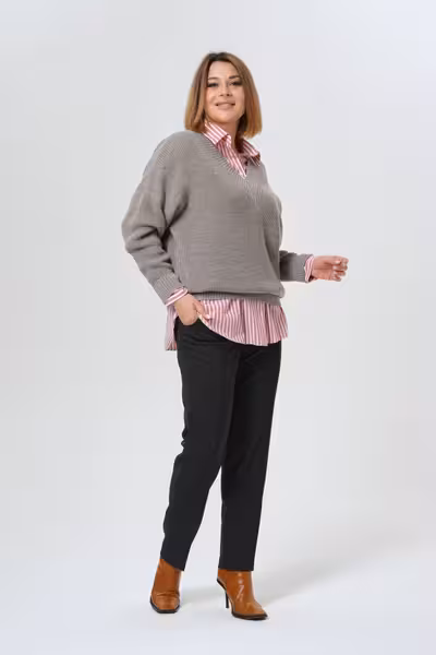 Брюки укороченные зауженные со стрелками для офиса черные