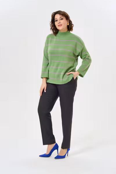 Зауженные брюки с резинкой на поясе и стрелками для офиса