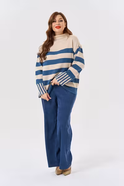 Брюки женские прямые с поясом на резинке и стрелками