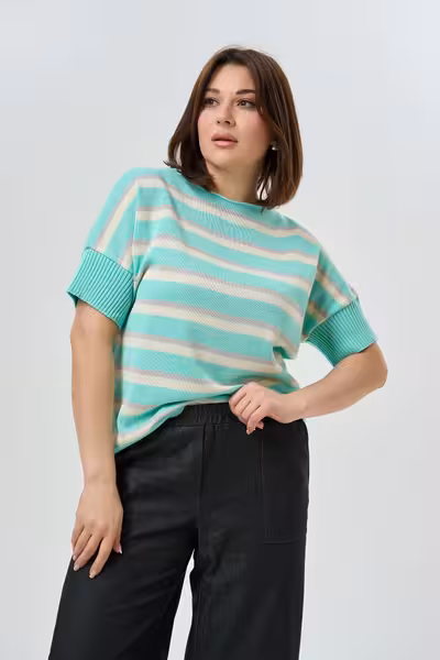 Джинсовые брюки широкие прямые с резинкой на поясе