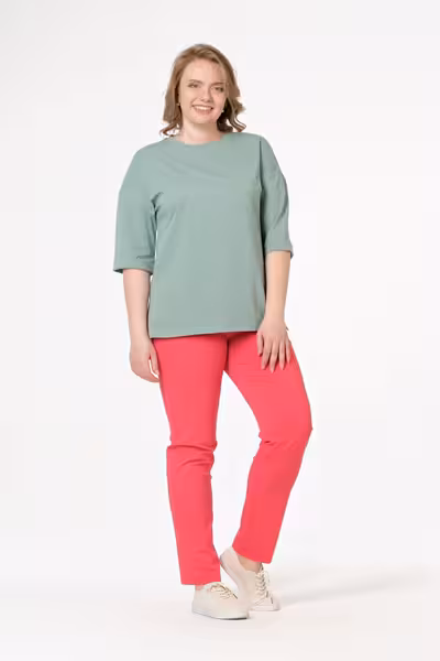 Брюки зауженные спортивного стиля с высокой посадкой женские