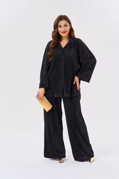 Черные прямые брюки свободного кроя с карманами