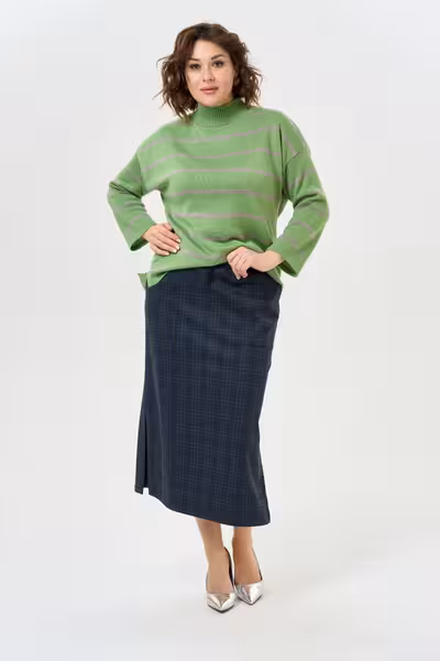 Юбка макси прямая с карманом и разрезами по бокам