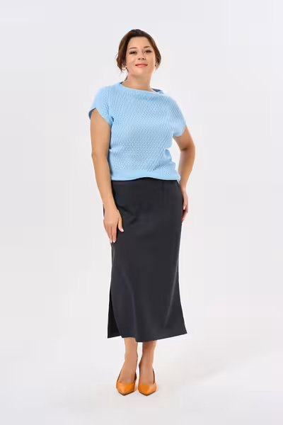 Юбка прямая макси с карманом и разрезами по бокам