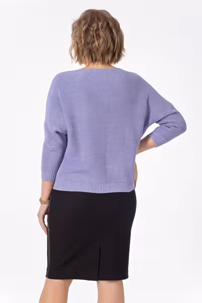 Джемпер женский вязаный прямого силуэта с рукавом 3/4