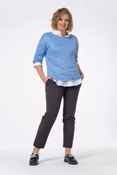 Джемпер вязаный голубой с ажурным узором прямого силуэта