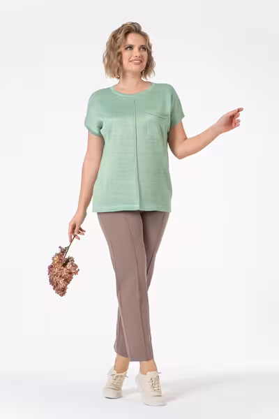 Джемпер женский вязаный с карманом прямого силуэта зеленый