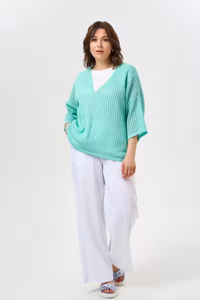 Джемпер ажурный с V-вырезом зеленый хлопковый