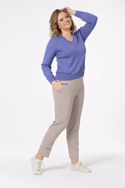 Зауженные брюки со стрелками женские для офиса и прогулок