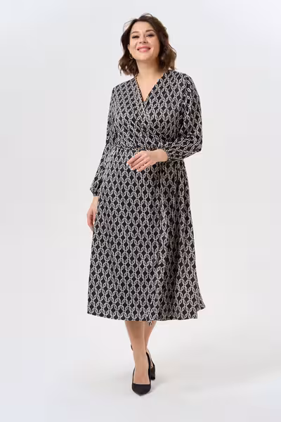 Платье на запах с поясом черное с принтом длинный рукав