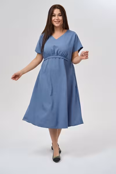 Платье свободного кроя с поясом больших размеров синее