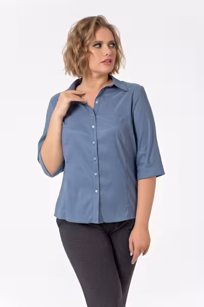 Блузка голубая с рукавом три четверти из хлопка классическая