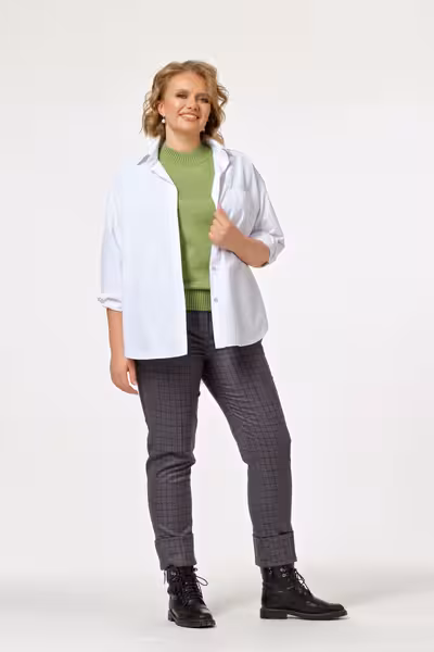 Блузка свободная из хлопка с удлиненной спинкой белая