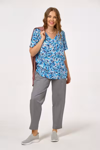 Блузка прямого кроя с V-образным вырезом из вискозы