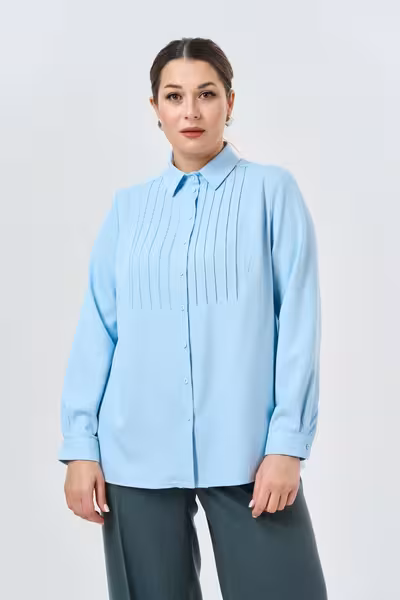 Блузка классическая голубая со складками длинный рукав