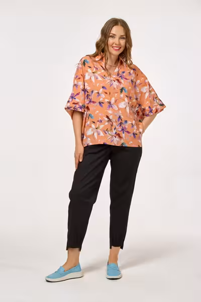 Блузка свободного силуэта с рукавом три четверти для кэжуал