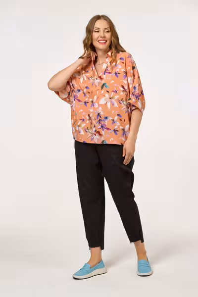 Блузка свободного силуэта с рукавом три четверти для кэжуал