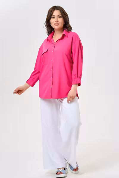 Блузка свободного силуэта с асимметричным низом розовая