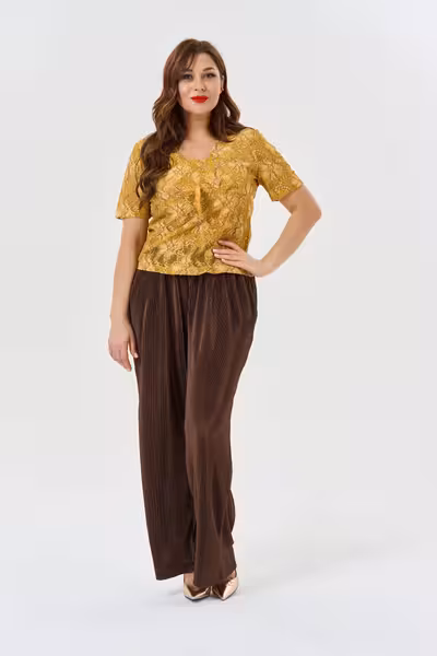 Кружевная блузка с V-вырезом и коротким рукавом золотая