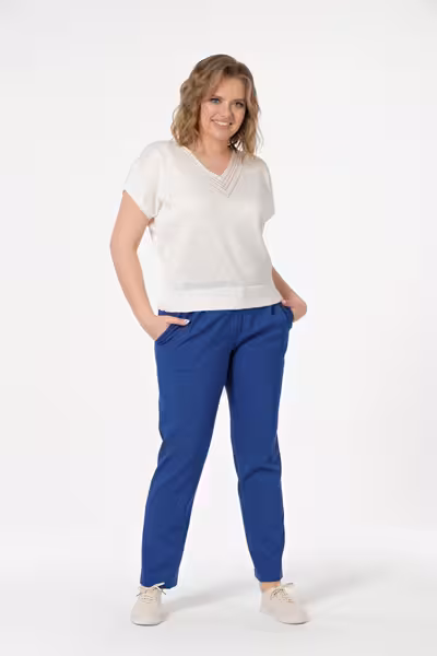 Льняные брюки зауженные с высокой посадкой синие