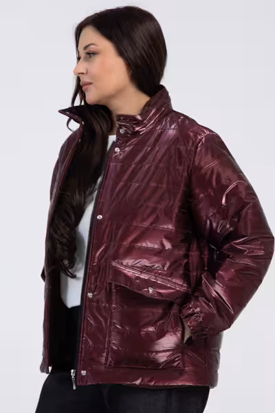 Куртка короткая женская металлик с карманами и молнией